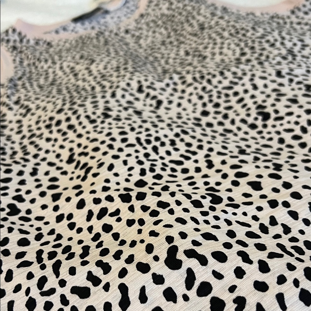 Woman’s Leopard Tank - Picture 2 of 6